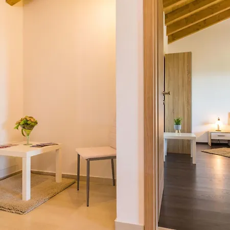 Ferienhaus Beeindruckende Mit Beheiztem Privatpool By Interhome
