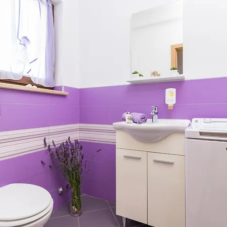 Beeindruckende Mit Beheiztem Privatpool By Interhome Ferienhaus Juršići